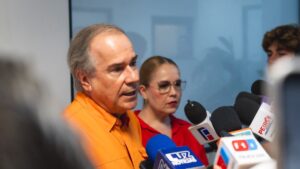 mc denuncia ante el iees a los 13 aspirantes de morena sin