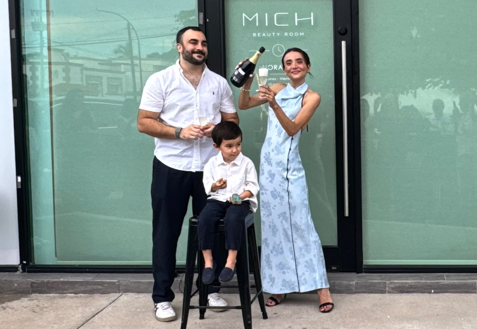 Michelle Ramos inaugura oficialmente Mich Beauty Room en Culiacán