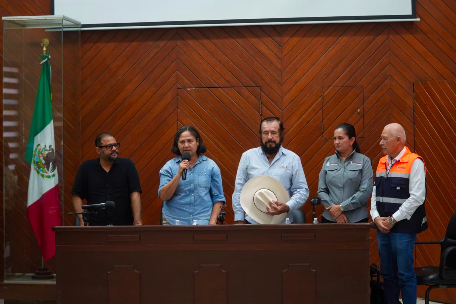 Minerva Osuna se reúne con productores del sur de Sinaloa