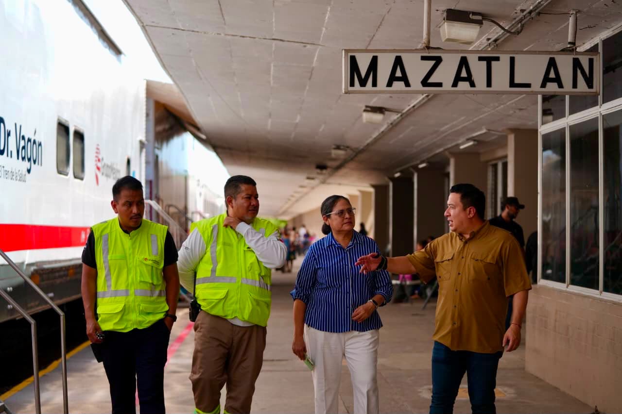 Minerva Osuna visita el Dr. Vagón en Mazatlán