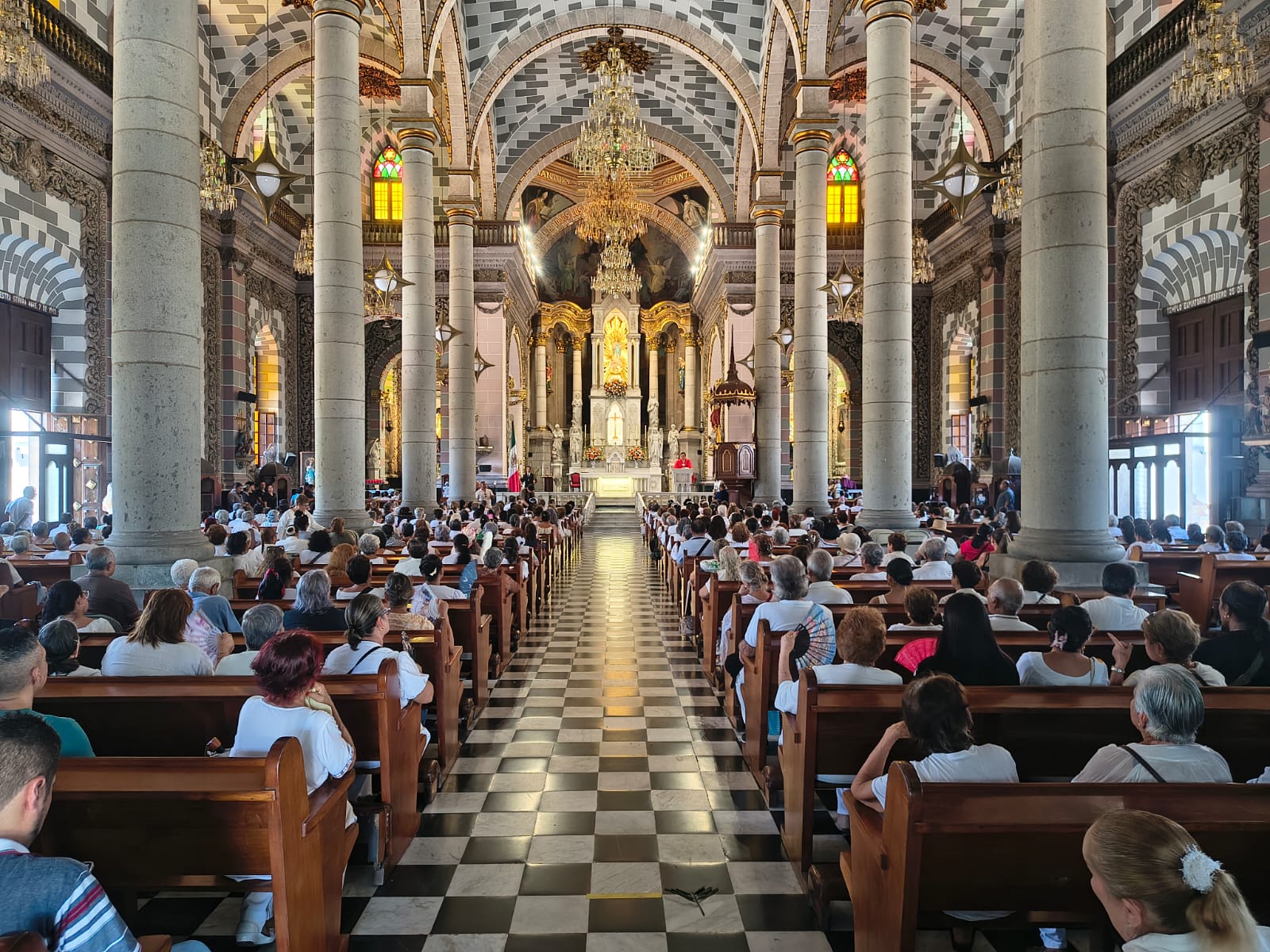 Misa por el Día de las y los Abuelos en Mazatlán