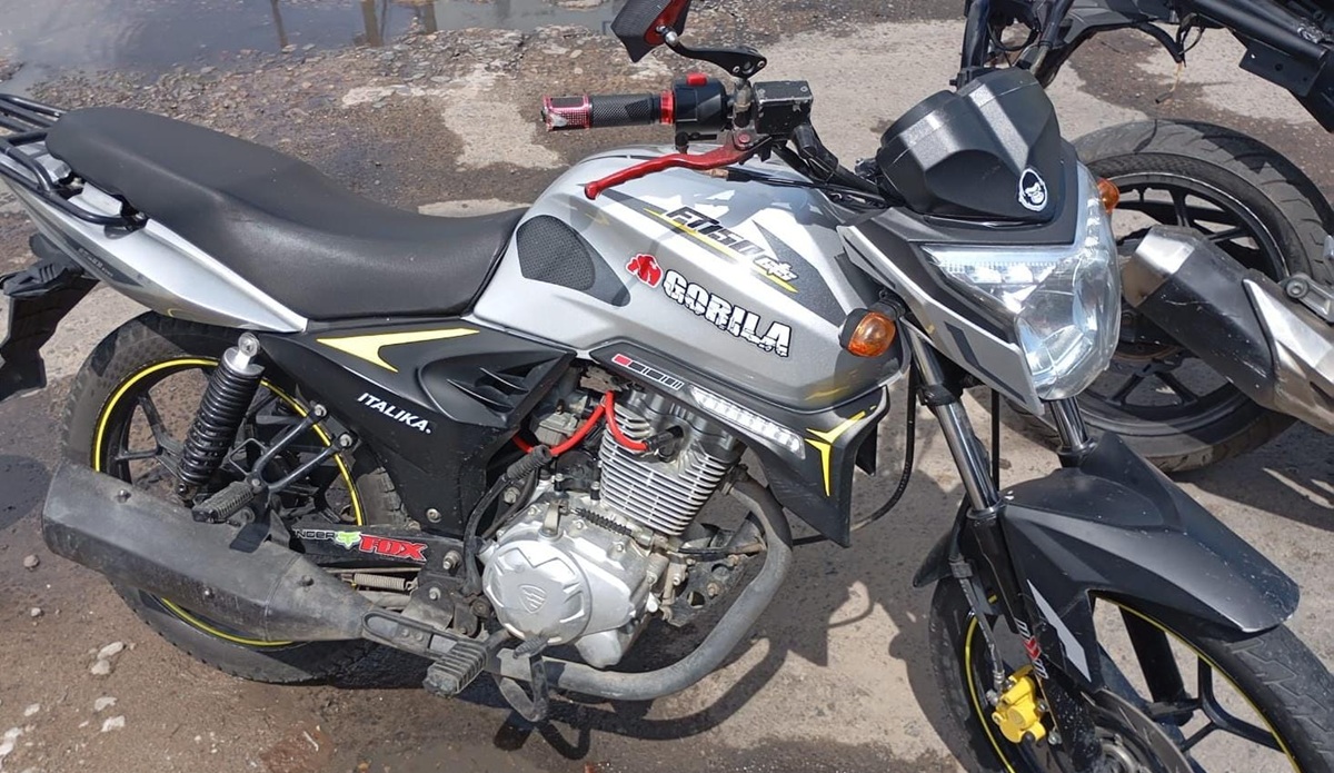 Motocicleta asegurada tras robo a comercio en Mazatlán