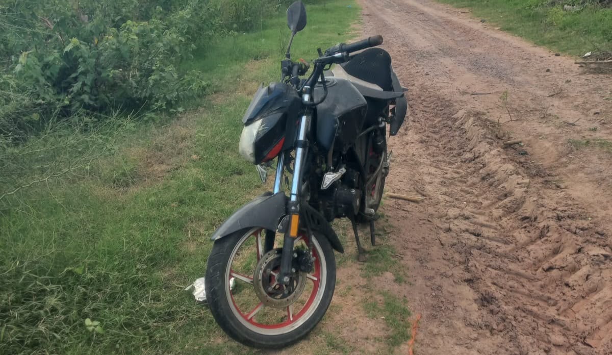 Motocicleta resulta lesionado tras derrapar en la México 15, en Guasave