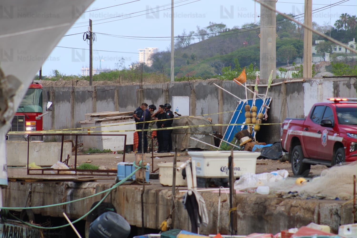 Un trabajador perdió la vida tras registrarse una explosión mientras realizaba labores de soldadura en un barco camaronero