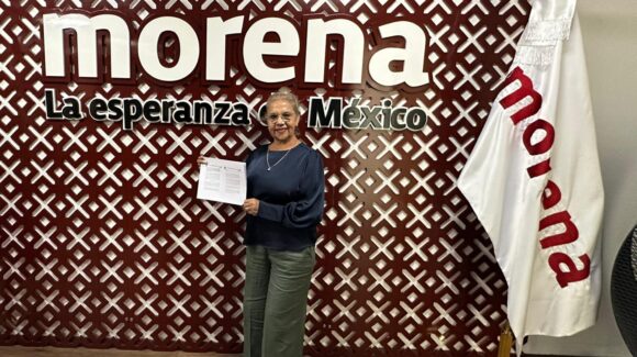 Olegaria Carrazco propone que las familias también regulen el uso de celulares en escuelas