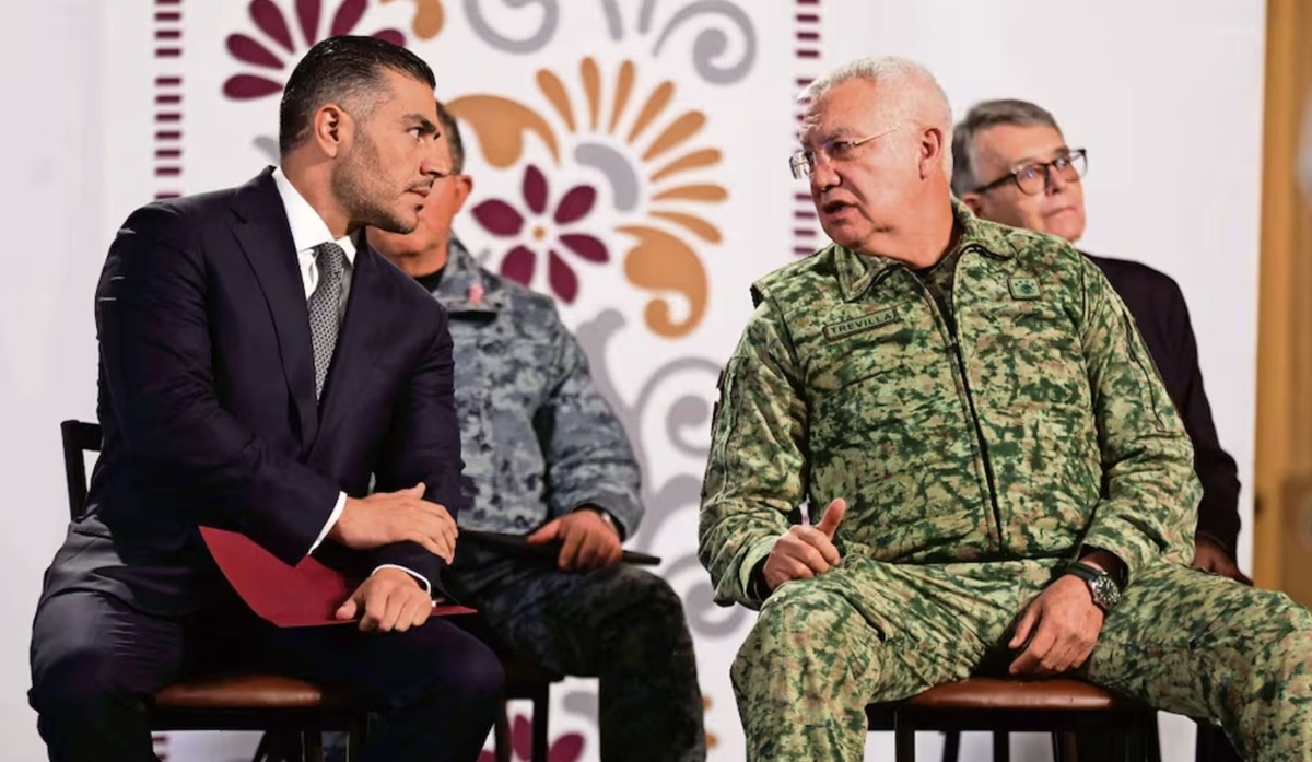 Omar García Harfuch y Ricardo Trevilla Trejo