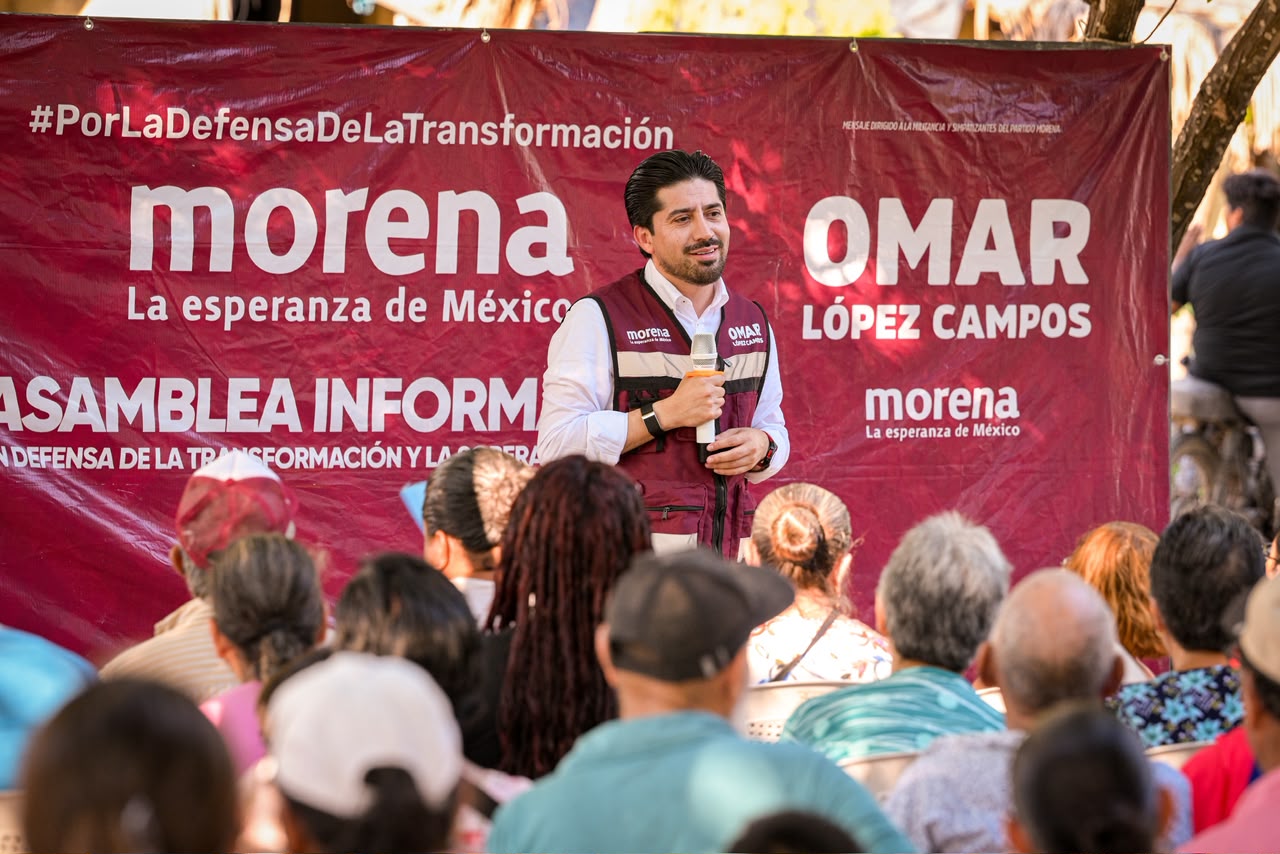 Omar López Campos escucha a necesidades de habitantes de la Isla de la Piedra, en Mazatlán