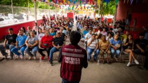 omar lopez realiza asamblea en tamazula guasave