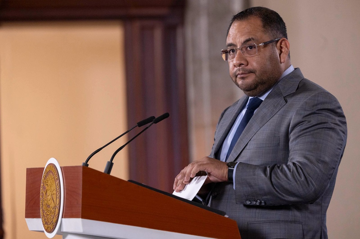 Omar Reyes en conferencia 'mañanera'