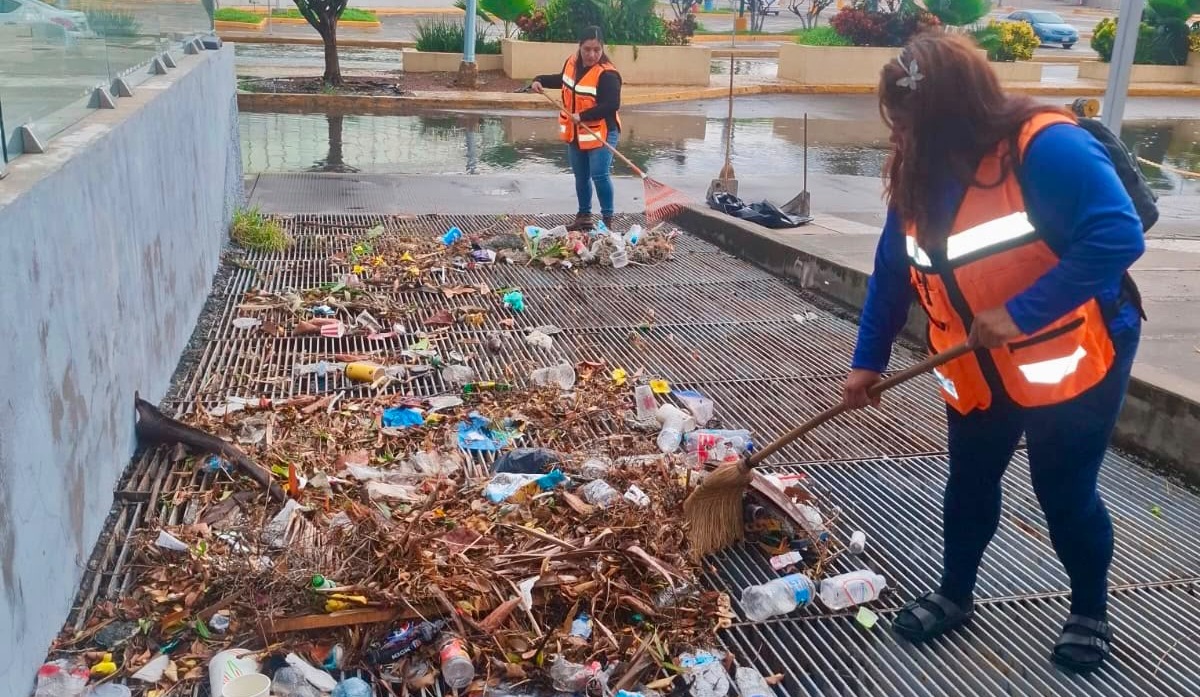 Operativo de atención tras lluvias en Mazatlán