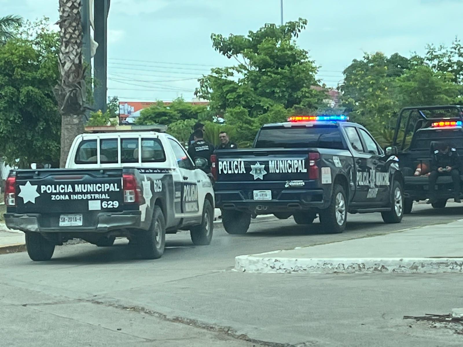 Operativo en panteón de Guasave por intento de robo de motocicleta