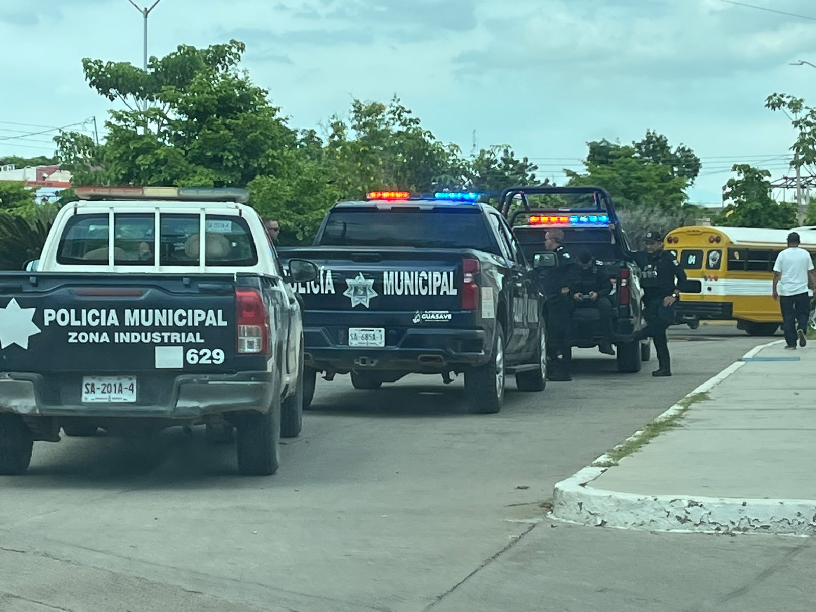 Operativo en panteón de Guasave por intento de robo de motocicleta