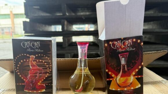 ¡Eran Victoria’s Secret y ‘CAN CAN’ de Paris Hilton! En ‘Operación Limpieza’ decomisan perfumes falsificados, en Michoacán