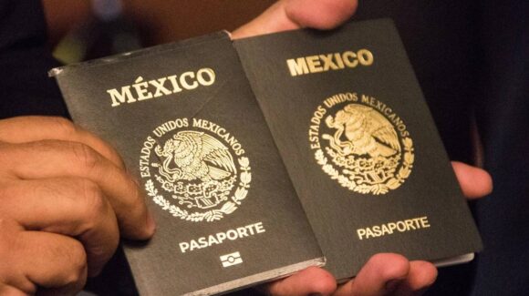 SRE plantea negar pasaporte a deudores alimentarios