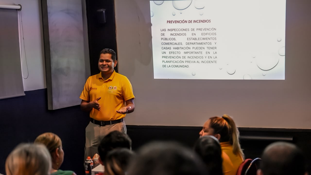 Cultura Mazatlán, Sinaloa prepara a su personal para enfrentar incendios antes de que sea demasiado tarde
