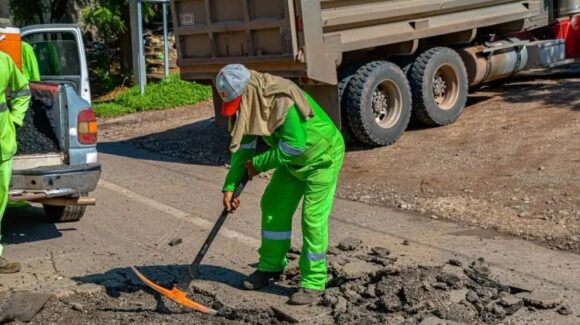 Mantienen horarios tempranos para proteger a trabajadores municipales del calor en Salvador Alvarado, Sinaloa