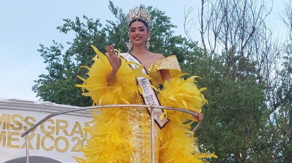 Entre banda y aplausos, Angostura recibe a Pety Juárez como Miss Grand México 2026