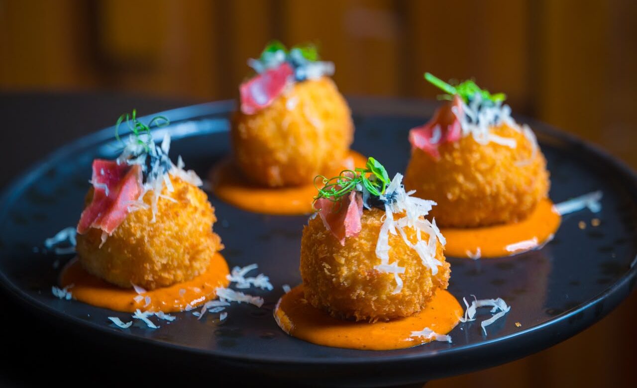 Cayenna, Cocina del Mundo