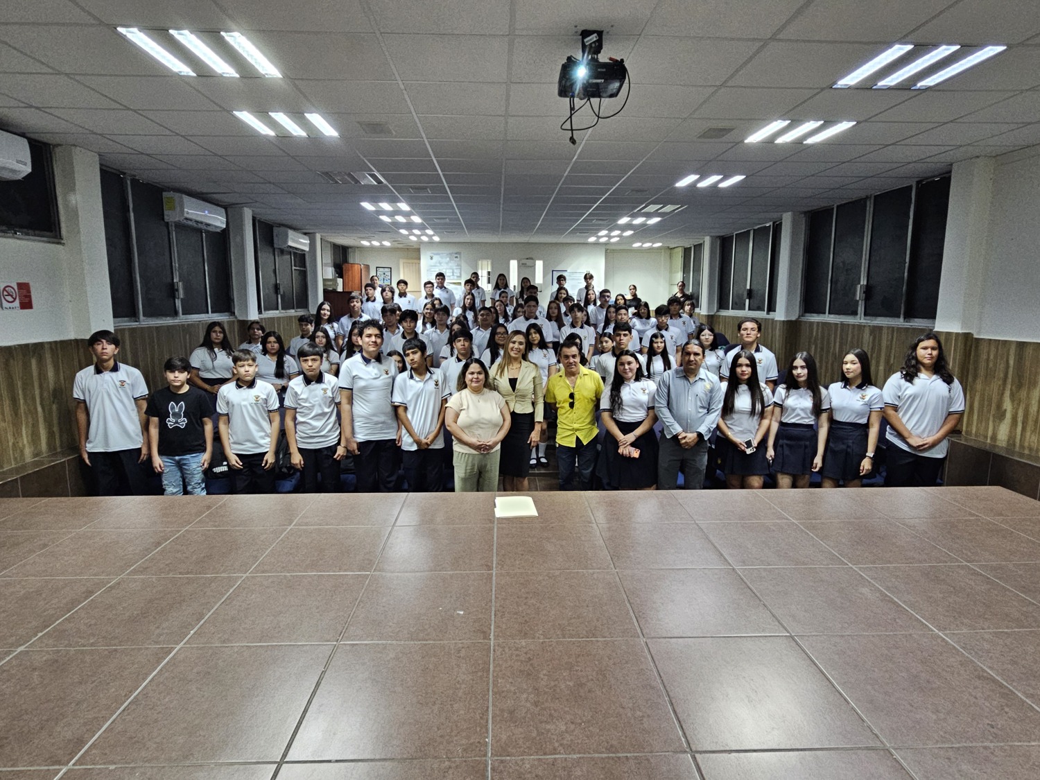 Curso de inducción en Preparatoria Emiliano Zapata de la UAS