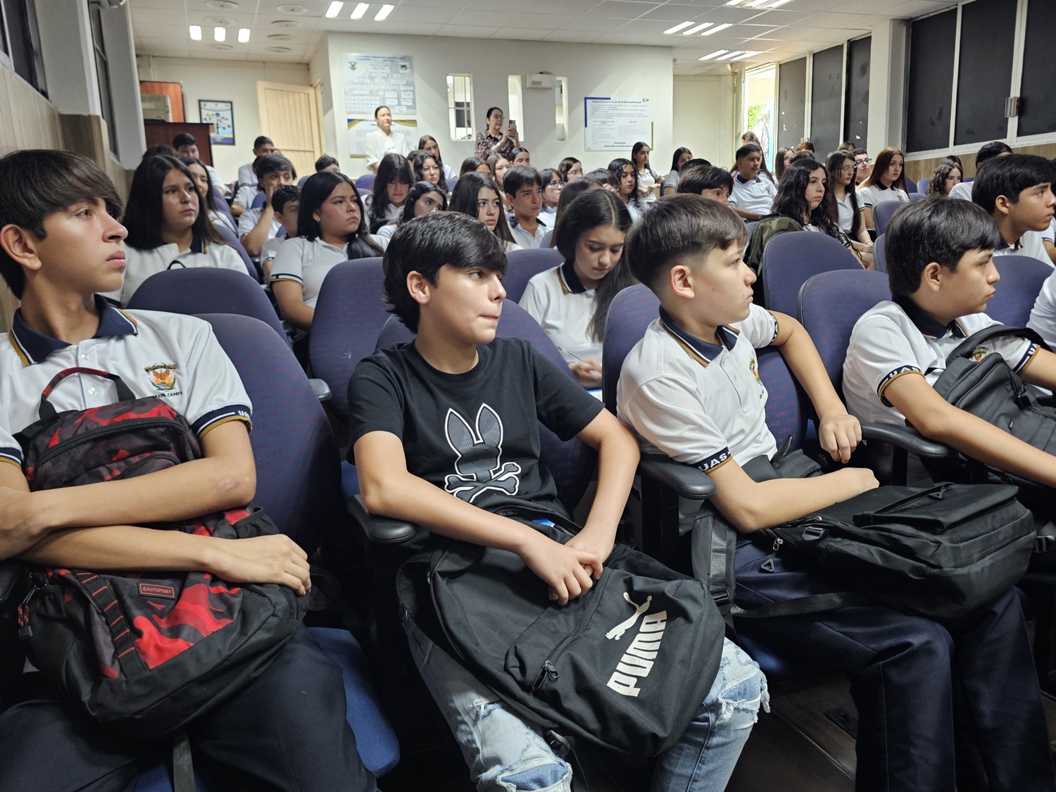 Curso de inducción en Preparatoria Emiliano Zapata de la UAS
