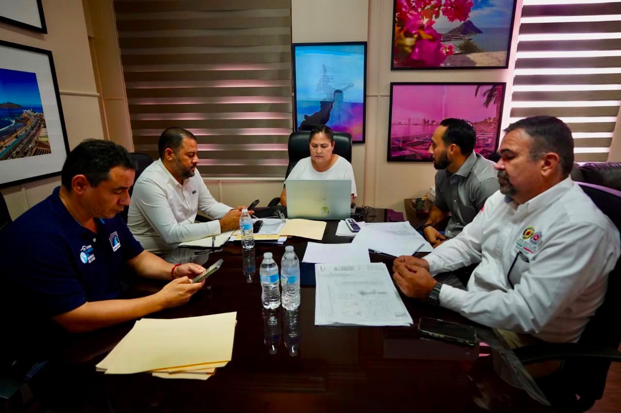 Minerva Osuna sostiene reunión virtual con la Conagua