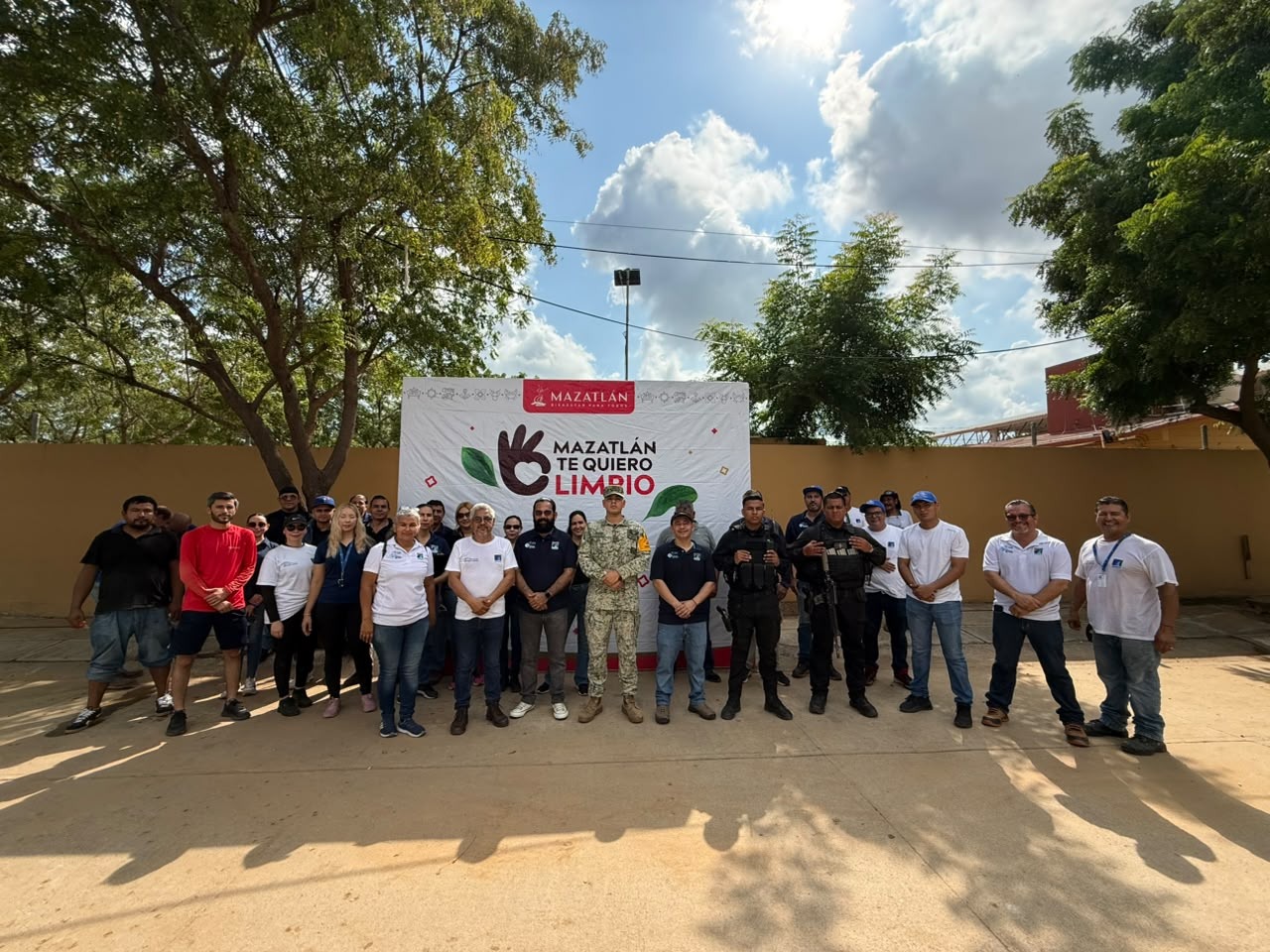 Mazatlán te quiero limpio retira 575 costales de basura