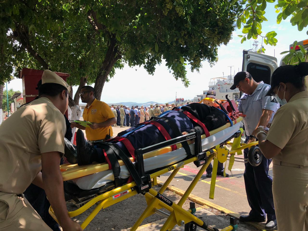Mazatlán activa protocolo ante tsunami con 326 elementos navales