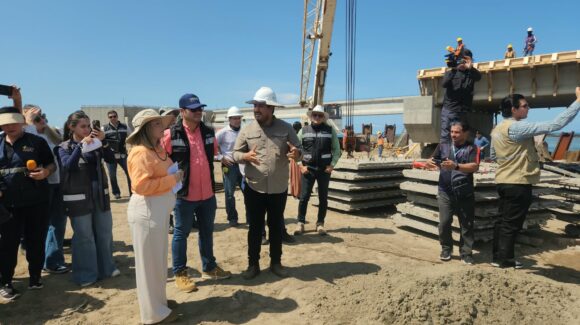 ¡En diciembre estará listo! Supervisa gobernadora Puente Bellavista-Las Glorias, en Guasave; lleva 45 % de avance