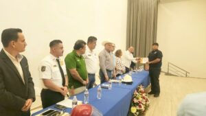 reconocen a 30 bomberos de guasave sin