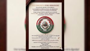 reconocen trayectoria del periodista fidel hernandez con maximo galardon los mochis sin