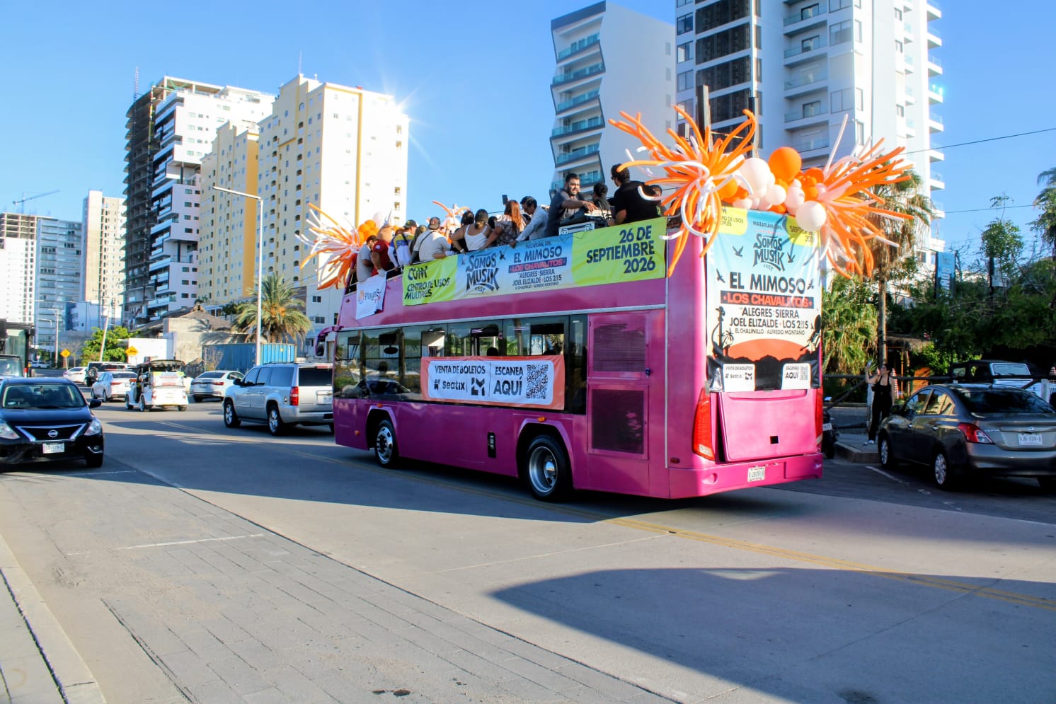 Recorrido de los artistas que participarán en el Musik Fest de Mazatlán