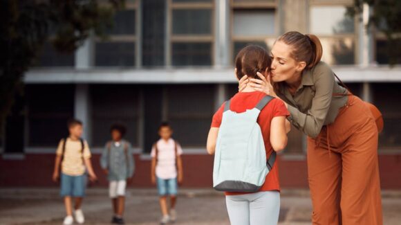 Llanto en regreso a clases es normal, no debe minimizarse: Psicóloga