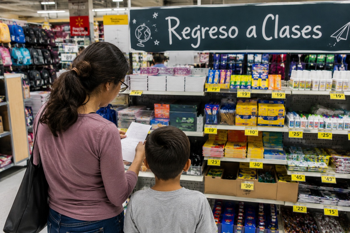 Regreso a clases. Compra de útiles escolares