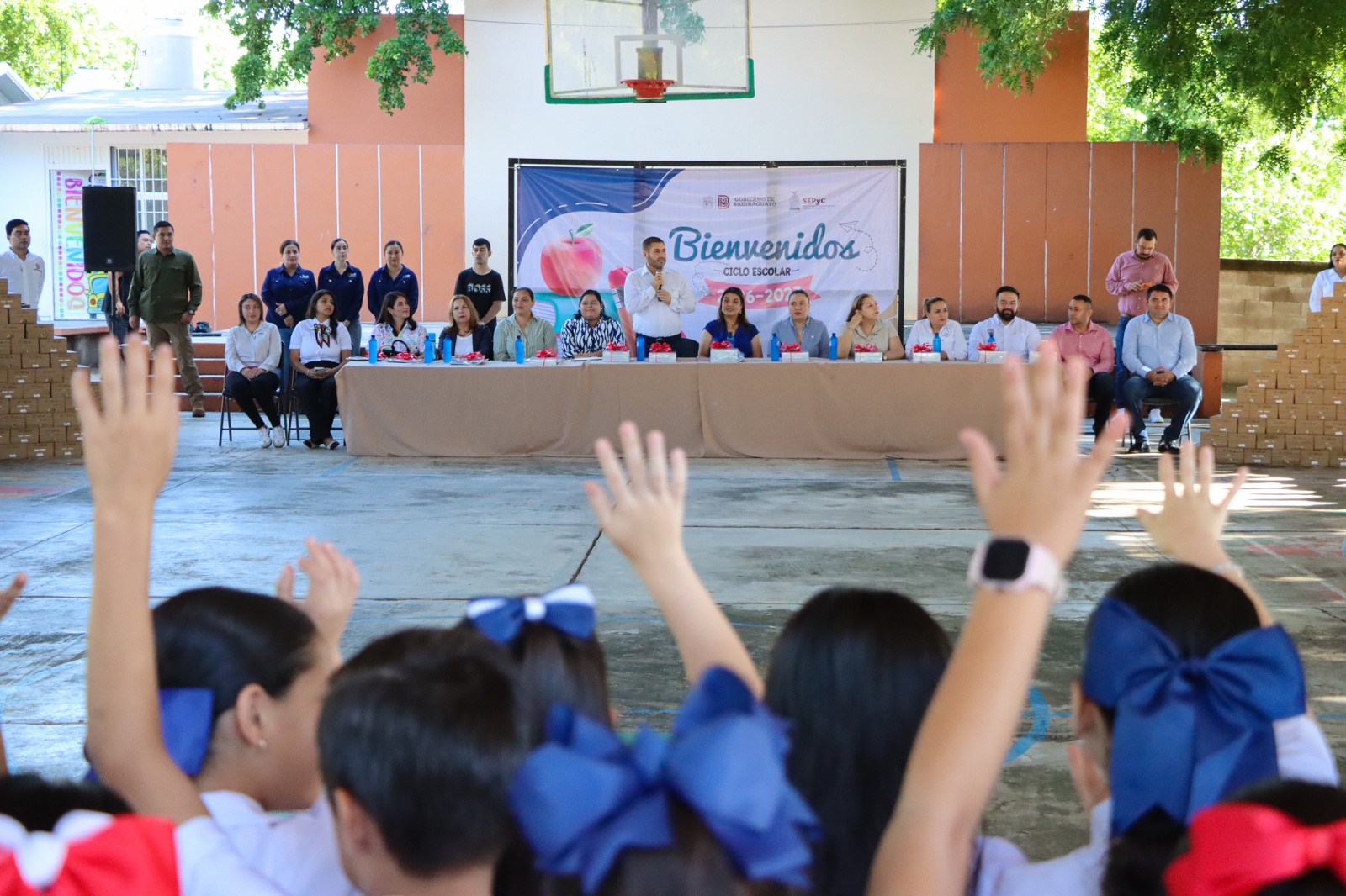 Alcalde de Badiraguato arranca inicio del ciclo escolar 2026-2027