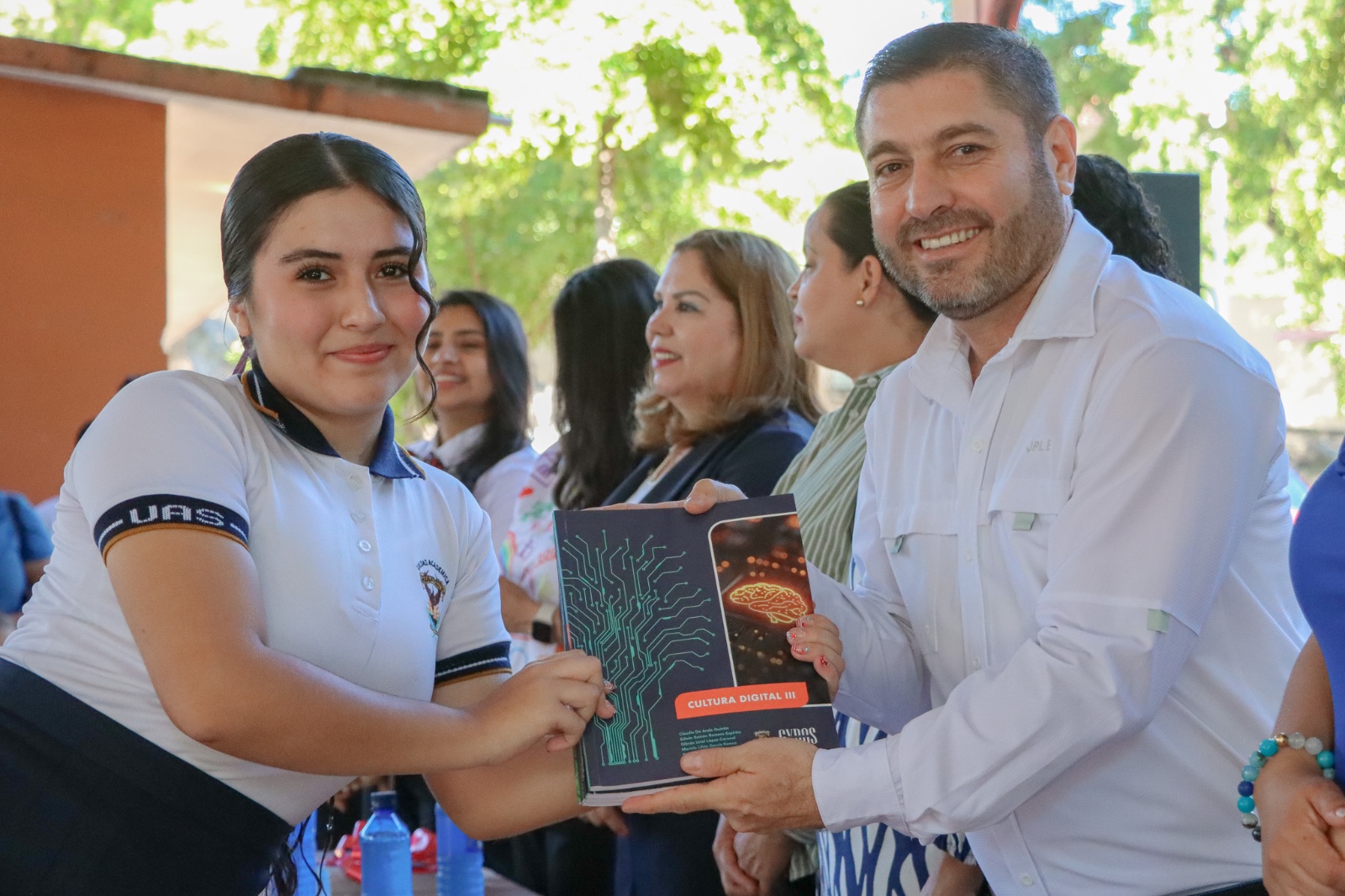 Alcalde de Badiraguato arranca inicio del ciclo escolar 2026-2027