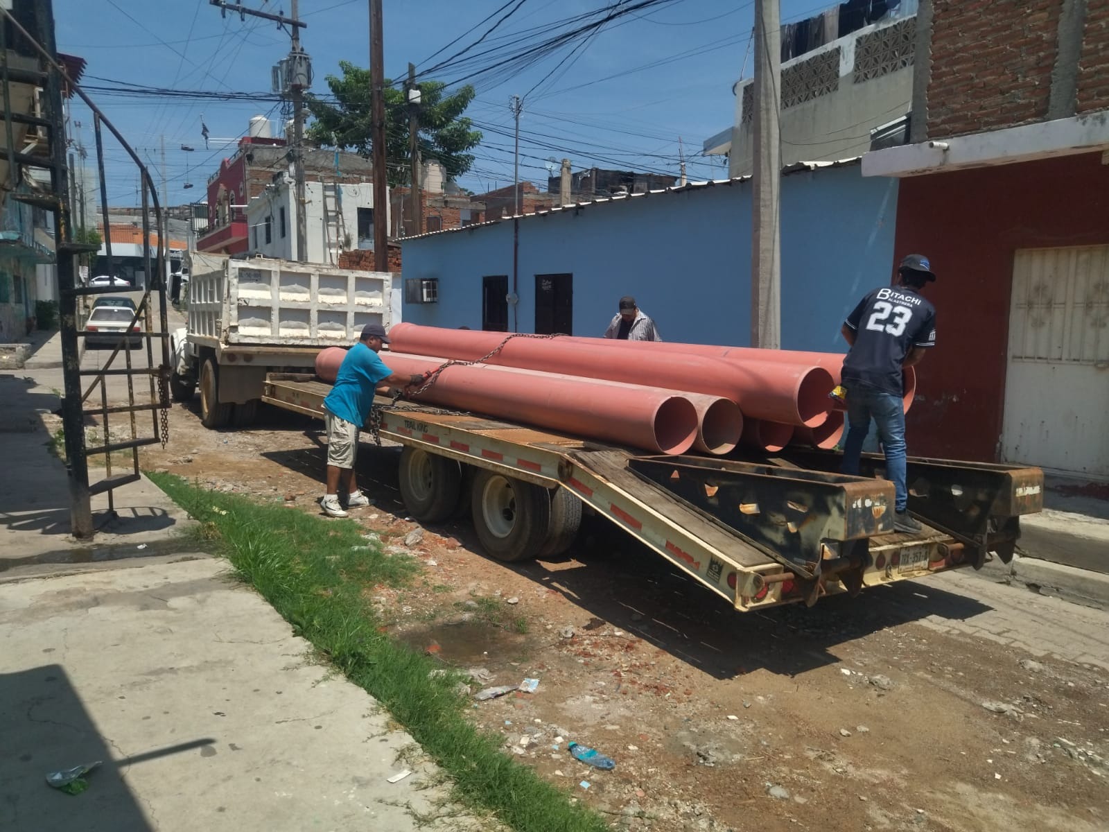 Renuevan tuberías en Mazatlán