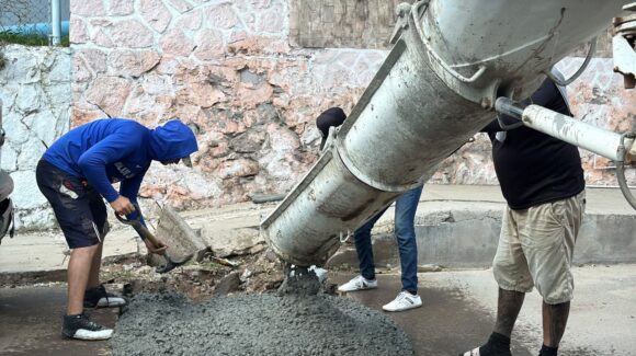 ¡Toma precauciones! Cierran tramo de Pérez Arce por obras de Jumapam en Mazatlán, Sinaloa