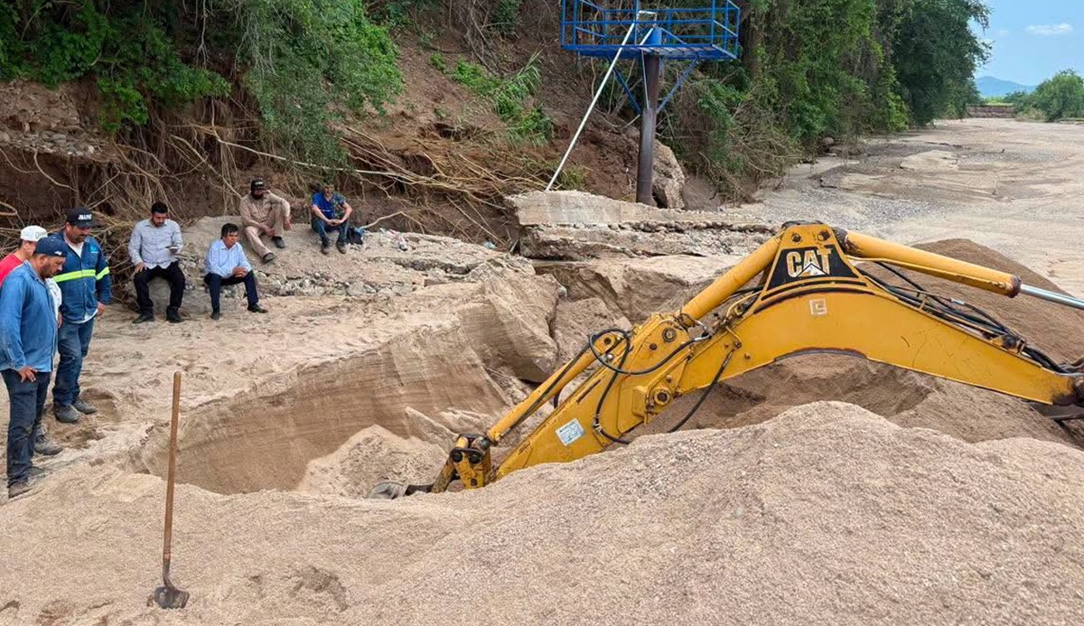Tras lluvias, restablecen paulatinamente servicio de agua potable en Mocorito