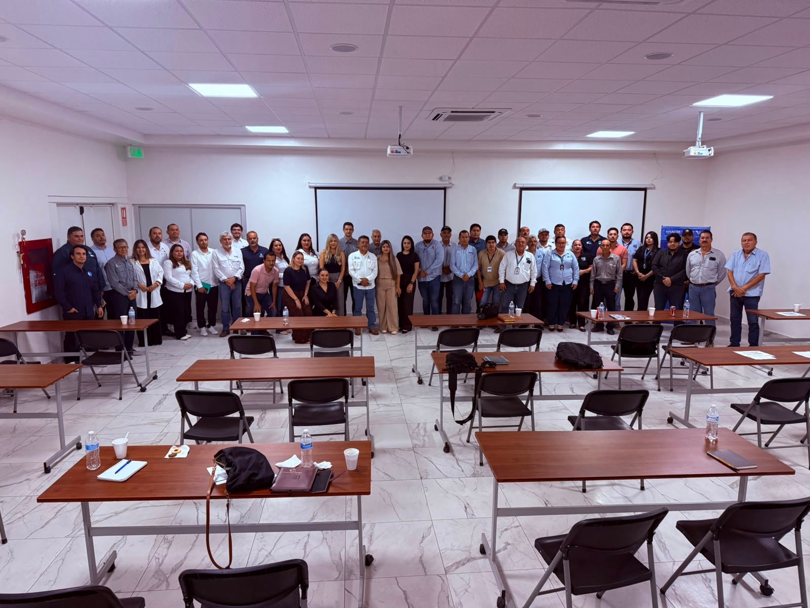 Reunión de representantes de las 20 juntas de agua potable de Sinaloa
