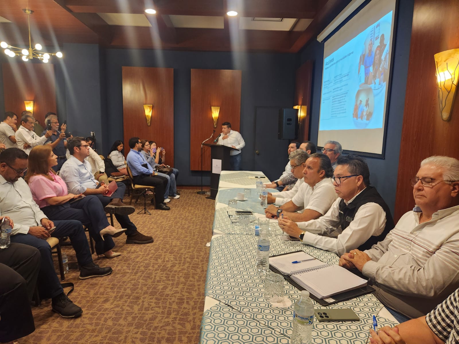 Se impulsa plan integral de conservación ambiental y desarrollo sostenible de la bahía de Ohuira
