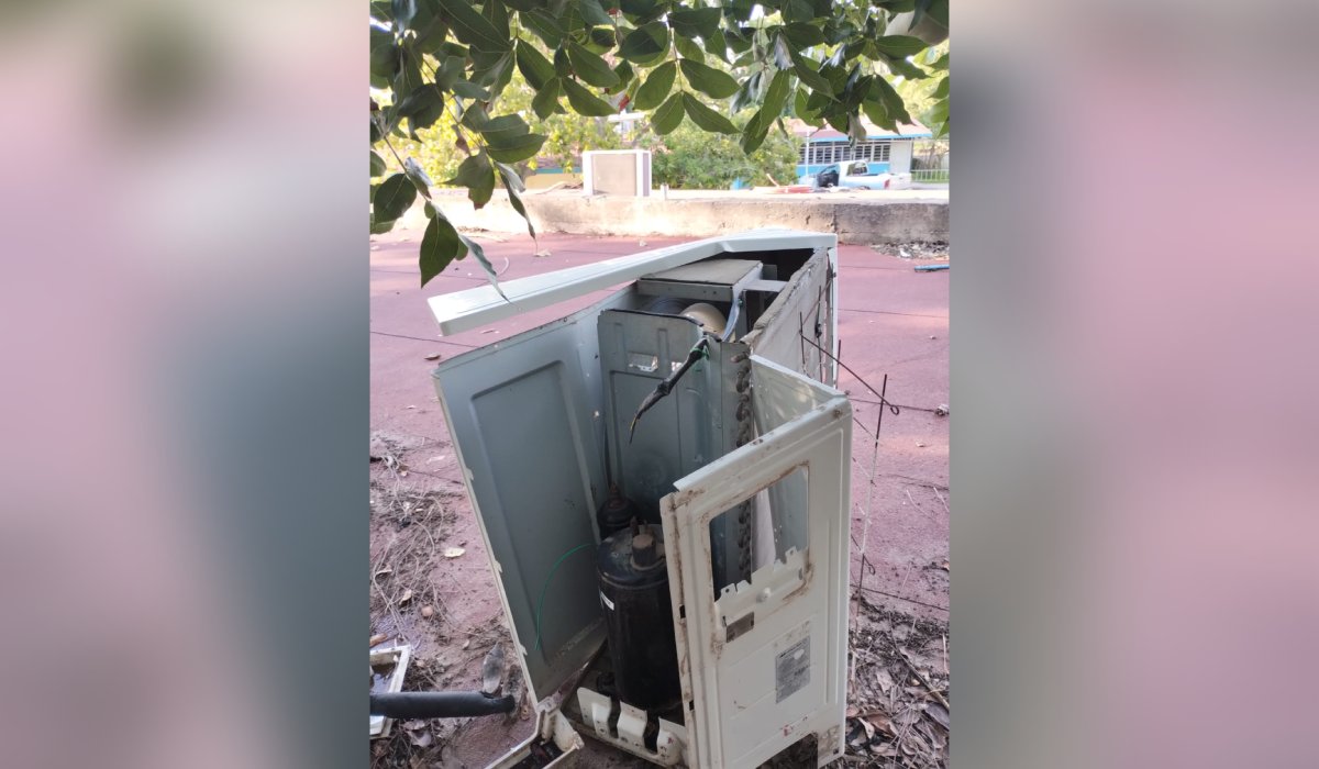 Roban cableado eléctrico en primaria del ejido La Florida, Ahome