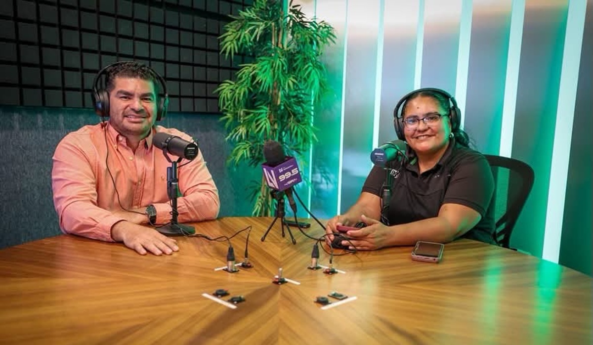 Rodolfo Valenzuela en entrevista en Vibra Radio Mazatlán