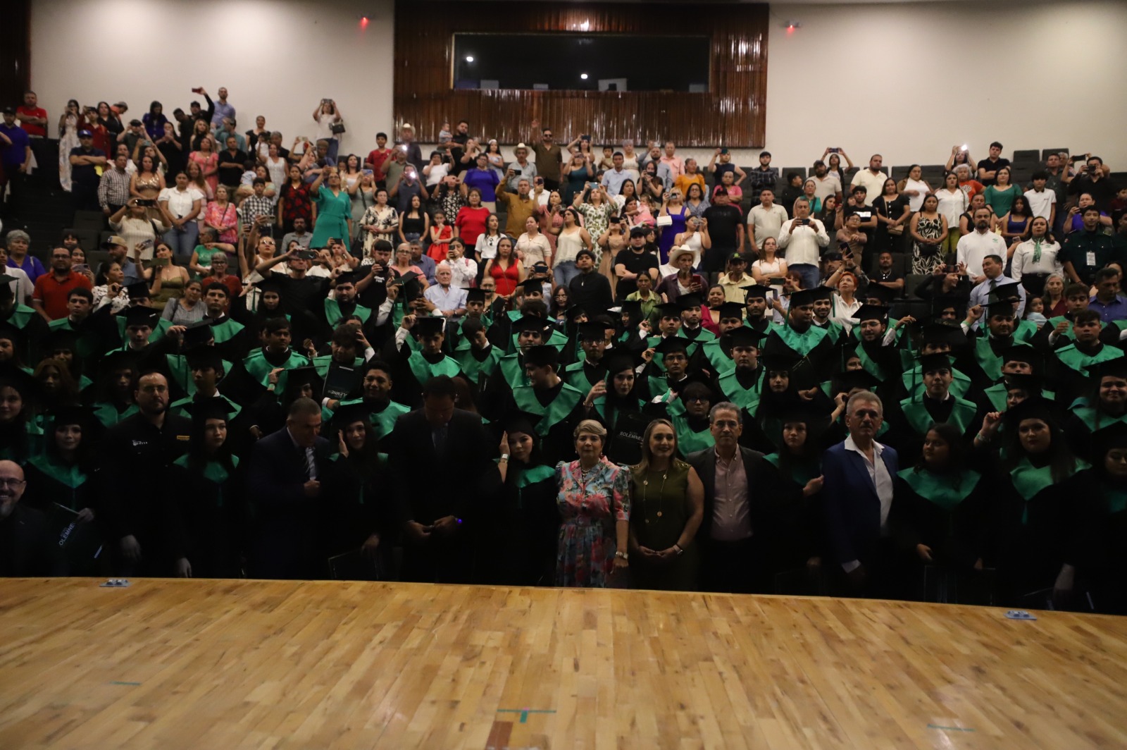 Se gradúan jóvenes de Conalep Guasave