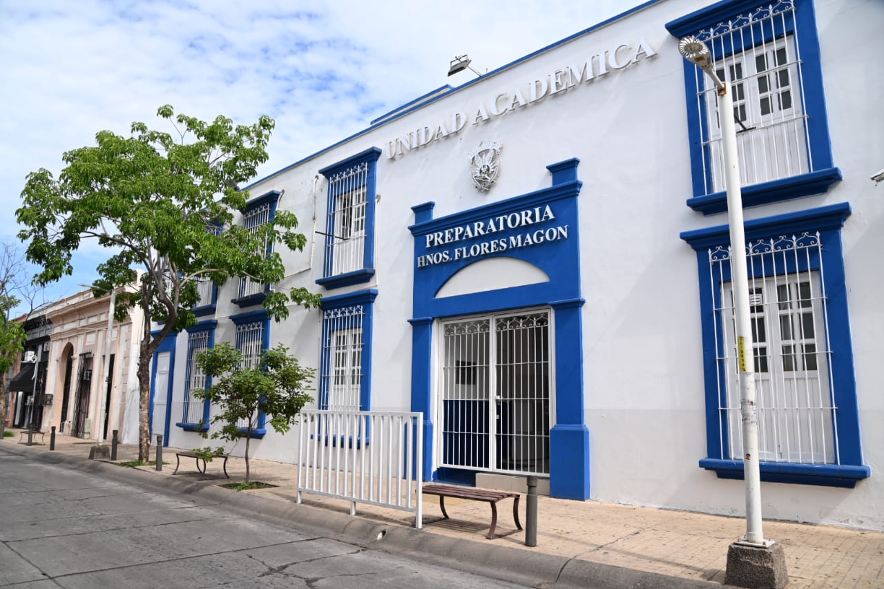 Preparatoria Hermanos Flores Magón