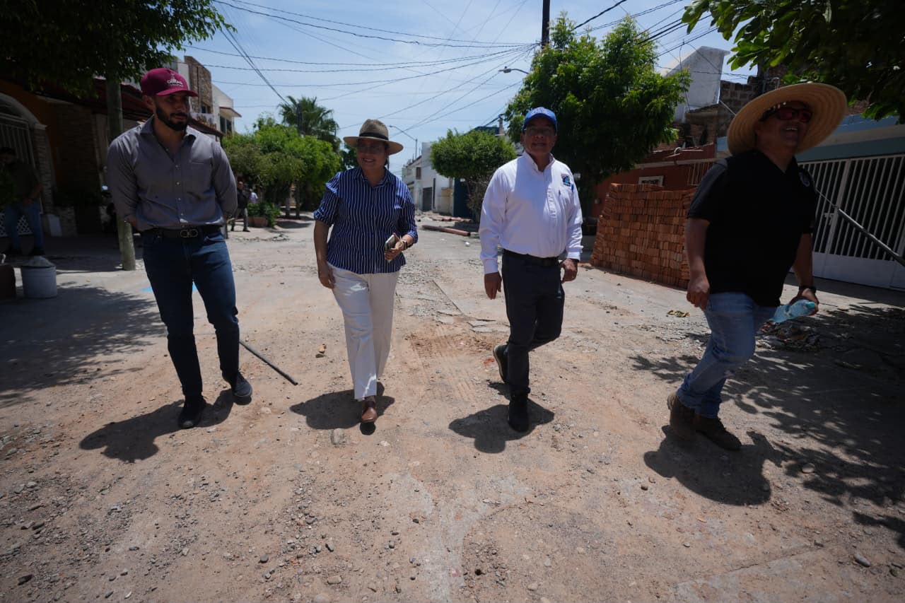 Supervisan rehabilitación de red sanitaria en Lomas del Mar, Mazatlán