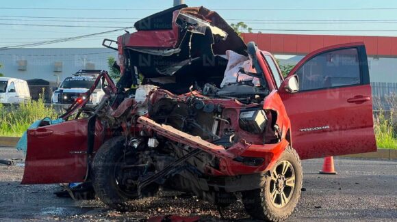 Dos eran primos: Identifican a los tres jóvenes que perdieron la vida tras sufrir aparatoso accidente por La Costerita al sur de Culiacán