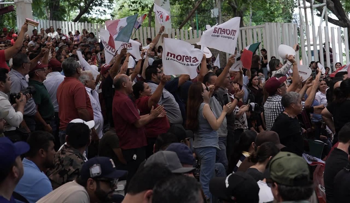Tere Guerra se reúne con aspirantes de Morena y militantes en Culiacán