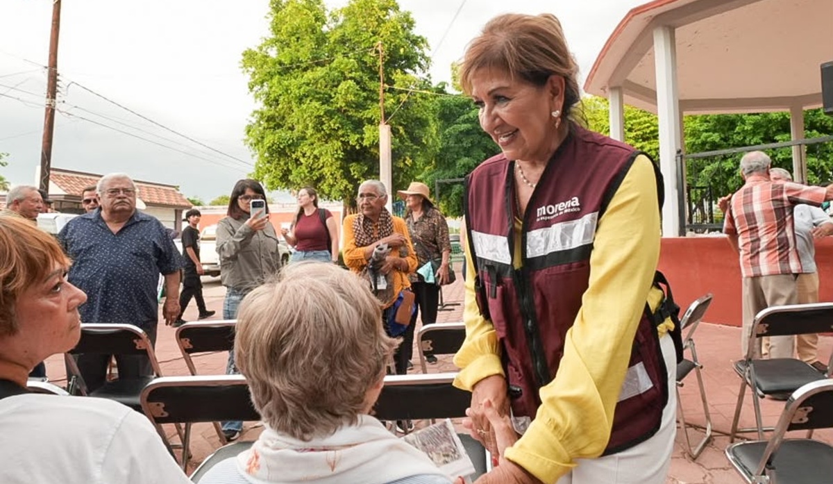 Tere Guerra Ochoa sostiene asamblea informativa en Bamoa, Guasave