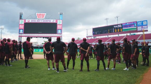 Tomateros de Culiacán anuncia lista de invitados a pretemporada 2026