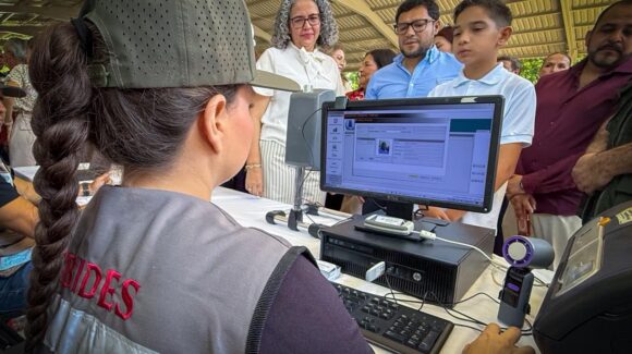 Sebides supera las 132 mil tarjetas estudiantiles entregadas para transporte público en Sinaloa